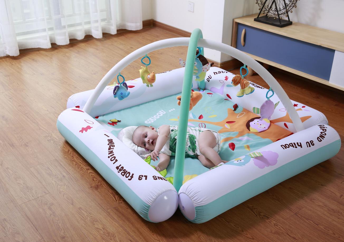 Tapis de jeu pour bébé avec clôture